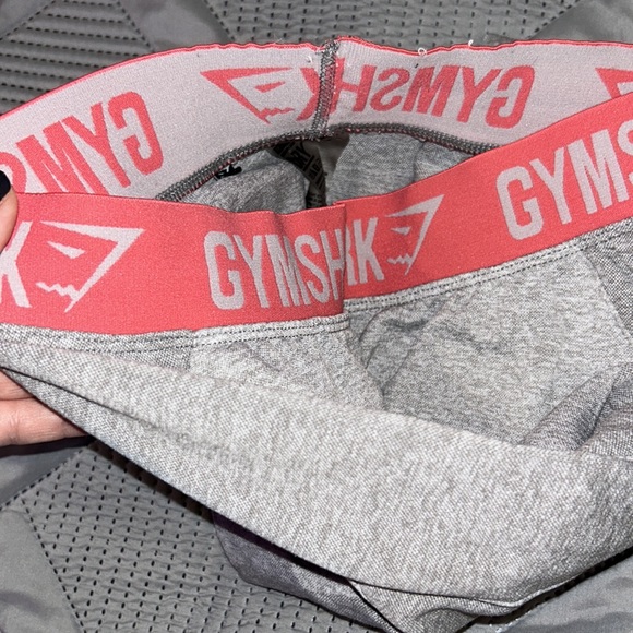 (SOLD)Gymshark Leggings (Pink) - Picture 2 of 3